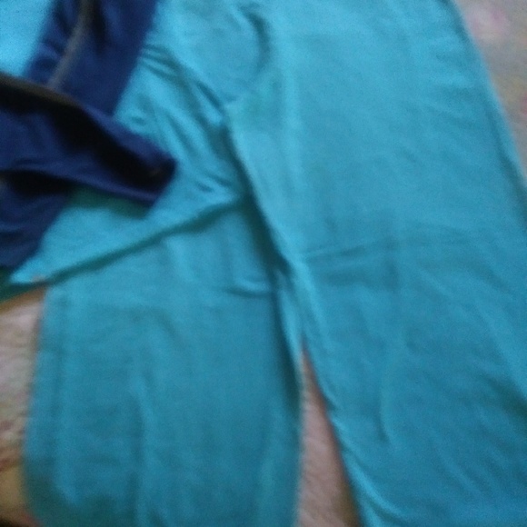 Active Wear Set - Picture 3 of 3